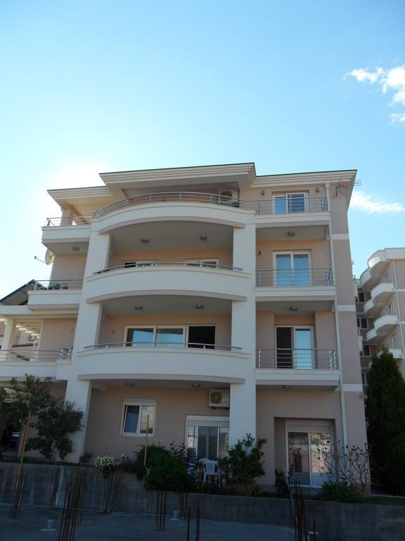 Apartment Petrovic Ulcinj Exterior photo